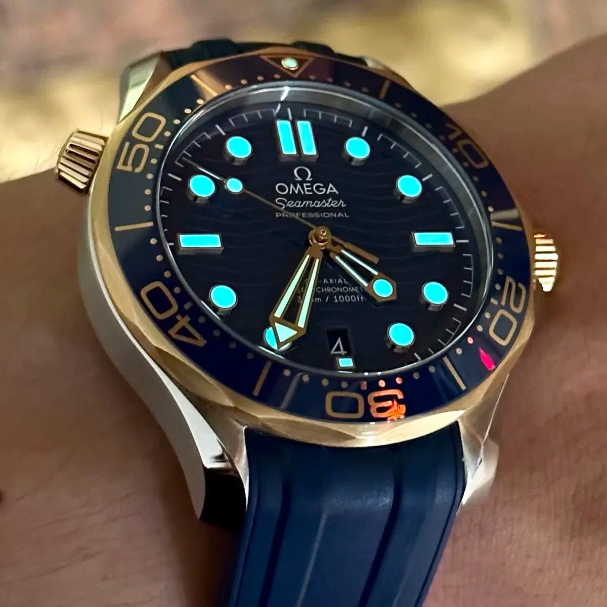 OMEGA オメガ/Seamasuter シーマスター/自動巻き/メンズ腕時計/デイト/文字盤 シルバー/24石/Cal.565/ス74 OMEGA(オメガ) Seamaster シーマスター ダイバー 300m 青文字盤 コンビ