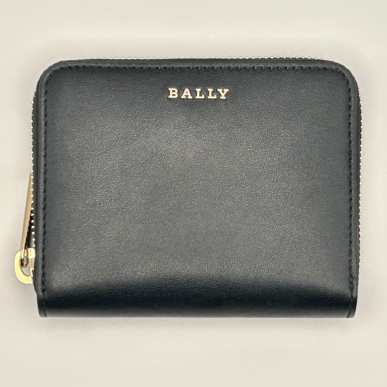 BALLY バリー ラウンドジップ財布 - メルカリ
