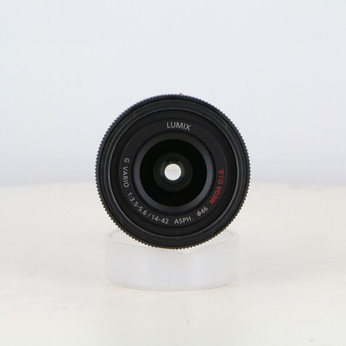 Canom 5DＭarkⅣ レンズ付属品あり充電器、脚立と充電池1つ付き Canom 5DMarkⅣ レンズ付属品あり充電器、脚立と充電池1つ付き