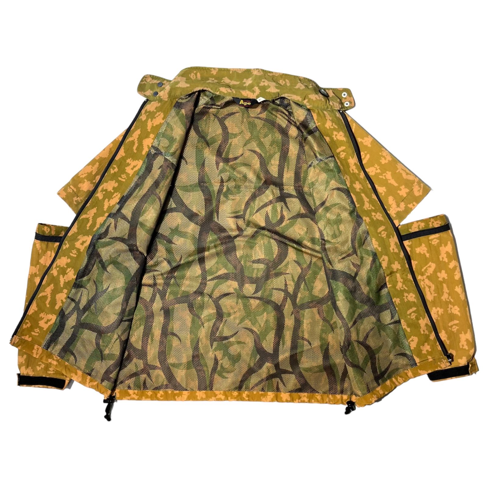 [Rare] 00s A BATHING APE エイプカモ ナイロンジャケット A BATHING APE(アベイシングエイプ) / スノーボードジャケット/L