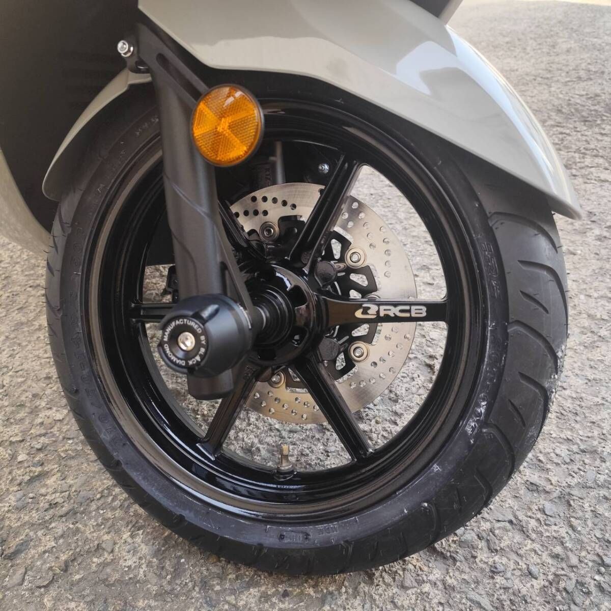 2021年PCX JK05|KF47 RCB ６スポークアルミホイール＆IRCタイヤセット