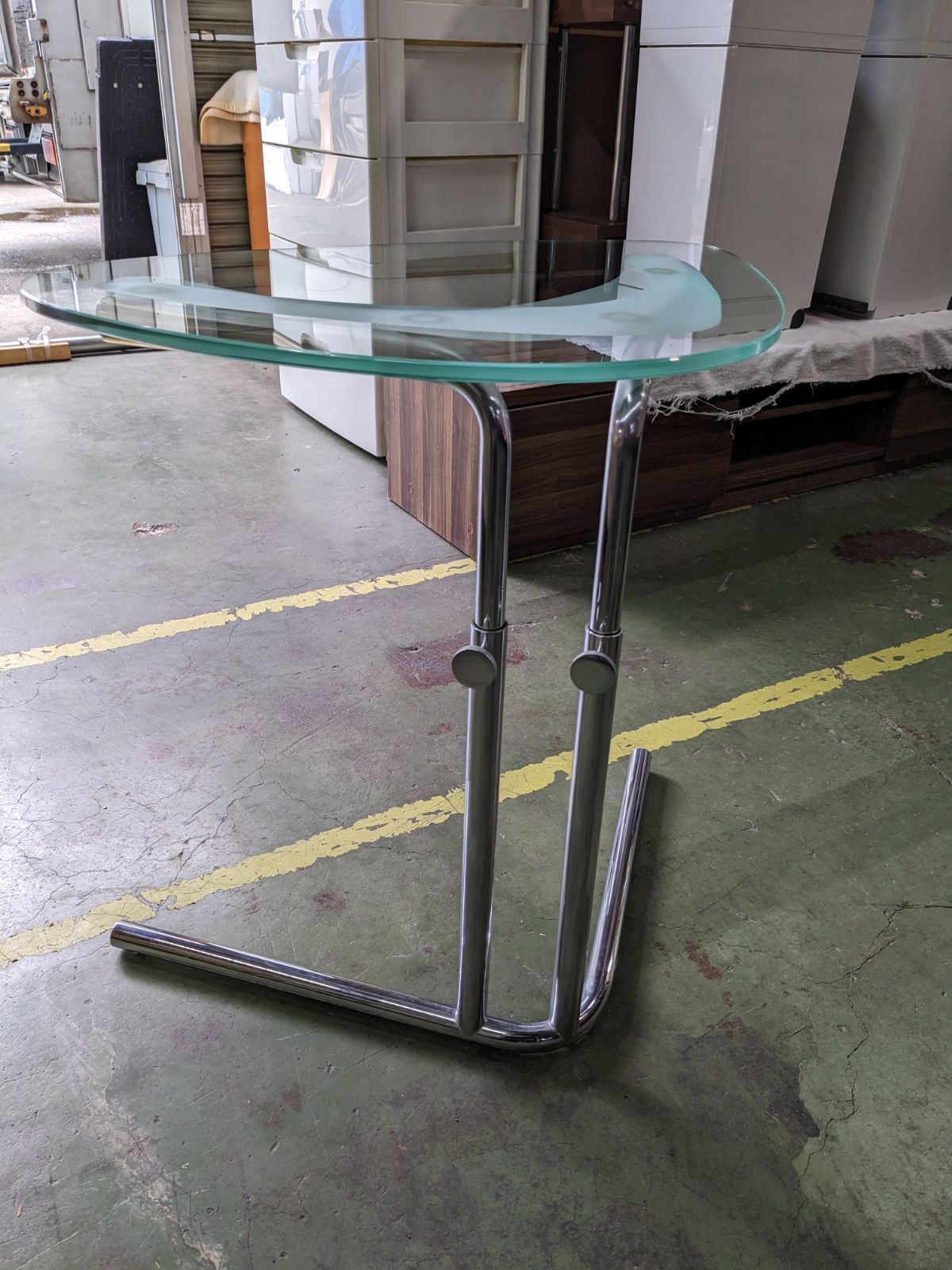 TECTA | K22 サイドテーブル ガラス （ガラス製品の為、引取か自社配送