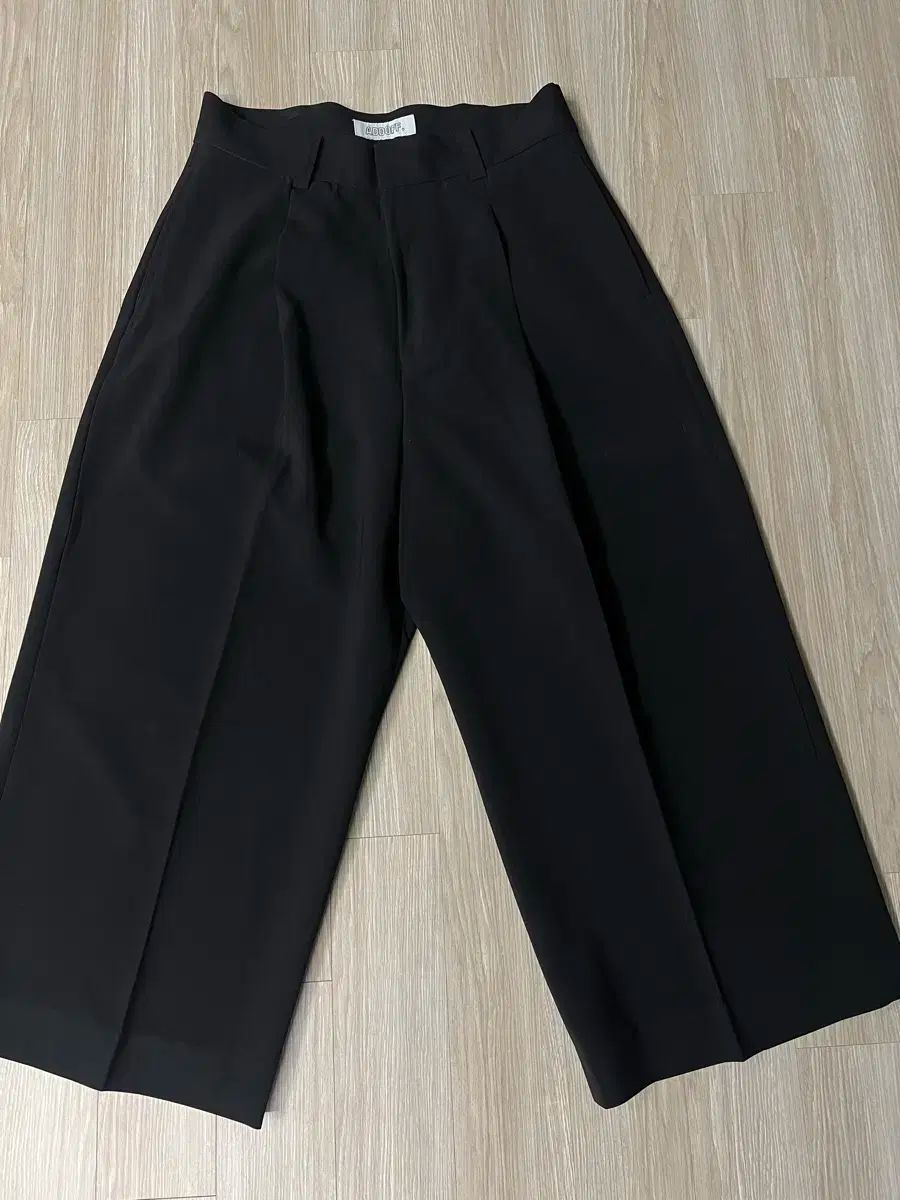 ADDOFF(アドオフ) ワイド スラックス パンツ バルーン