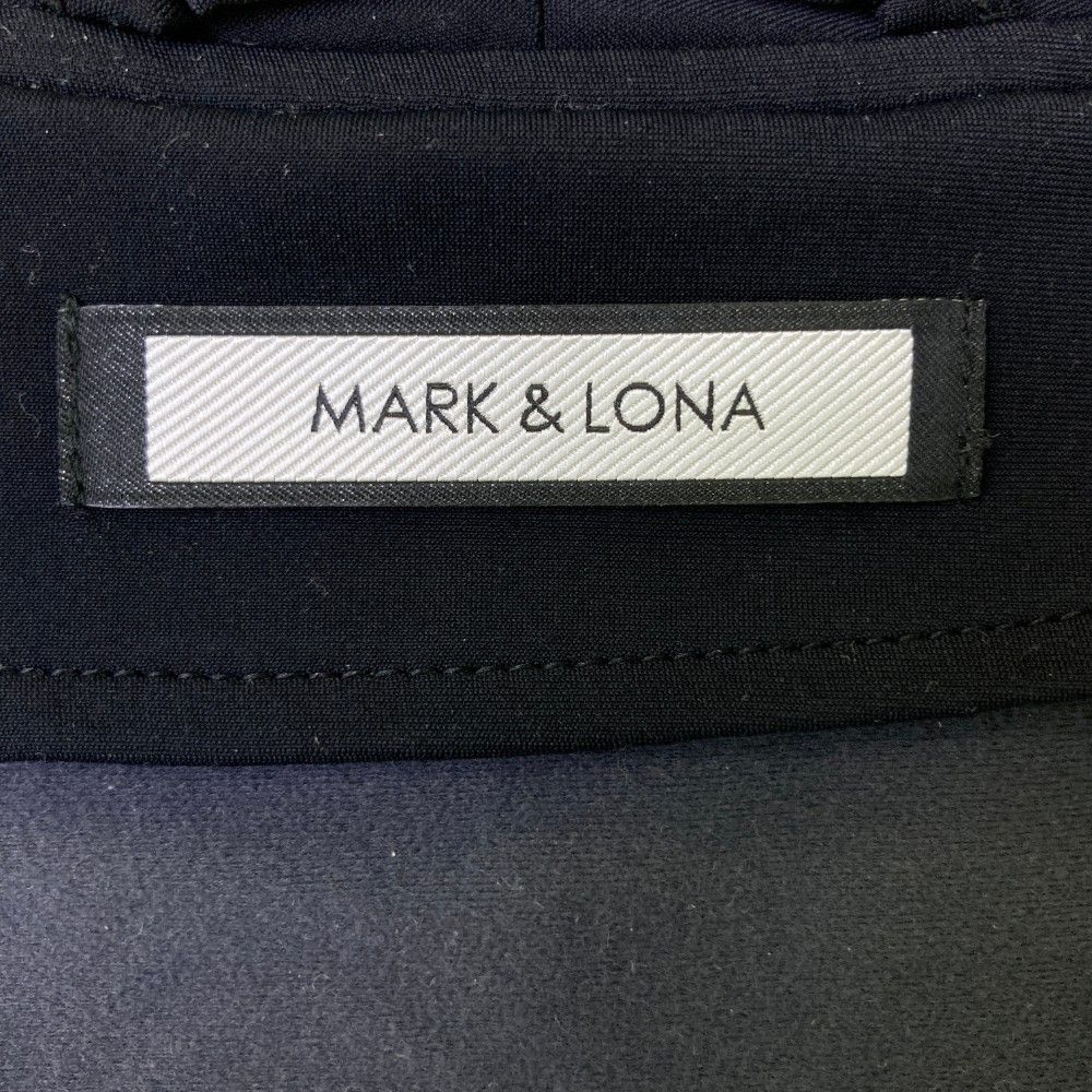 サイズ：46 MARK&amp;LONA マークアンドロナ  ジップジャケット 総柄 ブラック系 [240101360050] ゴルフウェア メンズ ストスト サイズ：46 MARK&LONA マークアンドロナ ジップジャケット 総柄