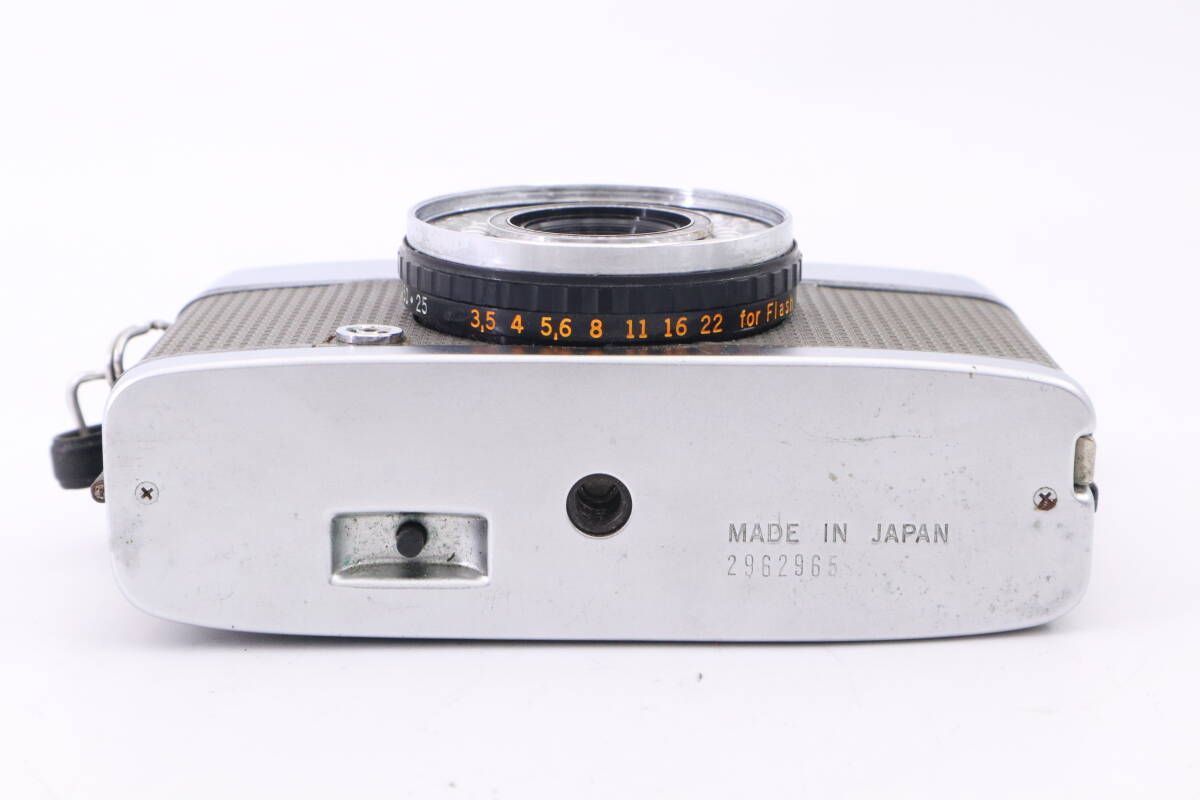 OLYMPUS PEN EE-2 オリンパス フィルムカメラ グレーシルバー (f05469)