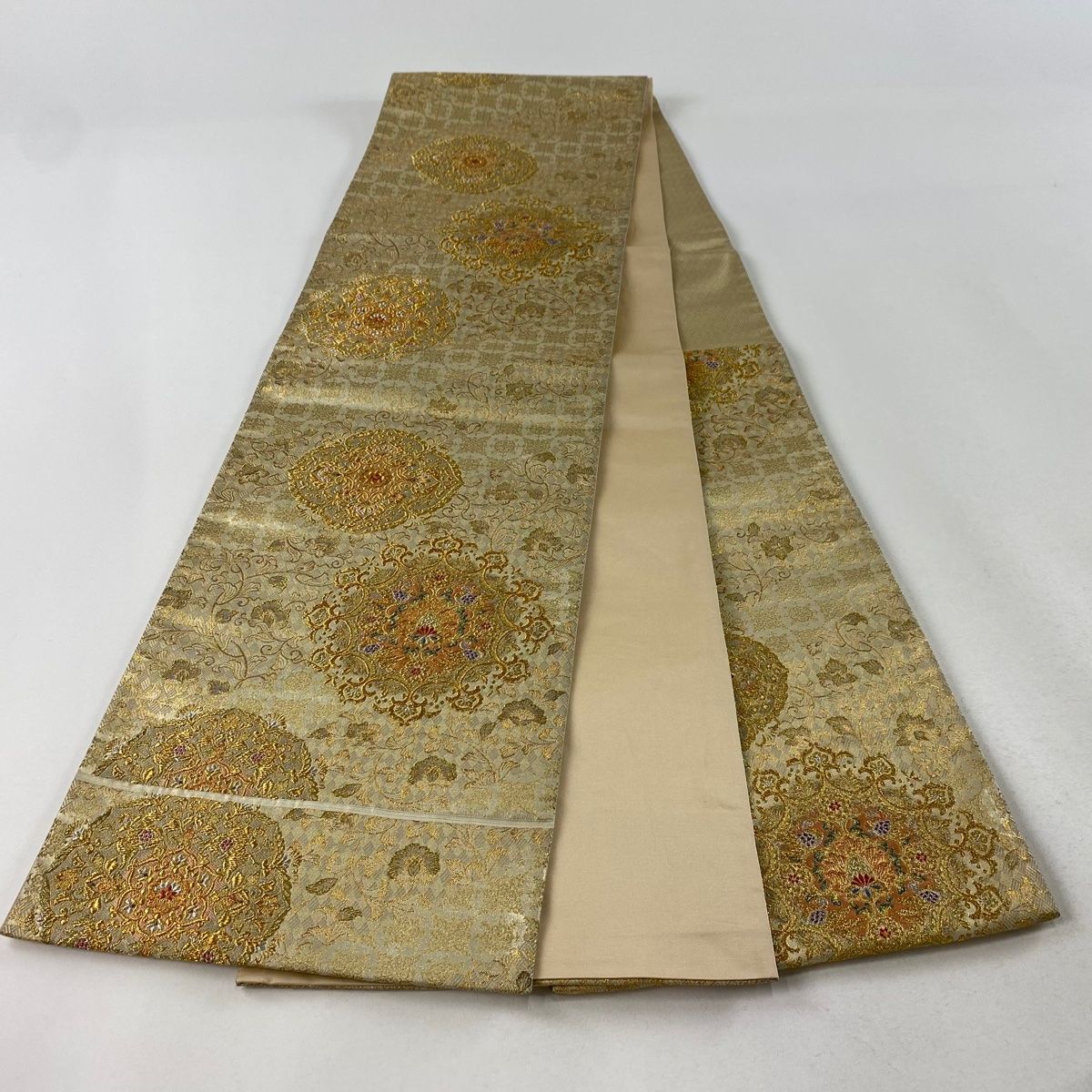 袋帯 秀品 華文 花唐草 金銀糸 箔 金色 六通 正絹 【中古