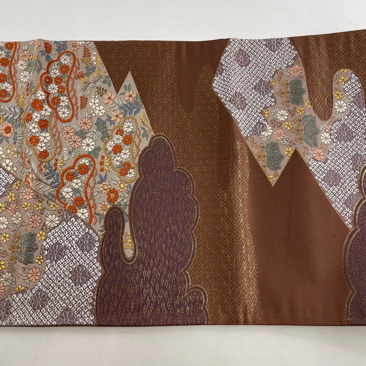 袋帯 花菱 金彩の豪華な加工 正絹 AO-3017 袋帯 花菱 金彩の豪華な加工 正絹 AO-3017 着物・浴衣