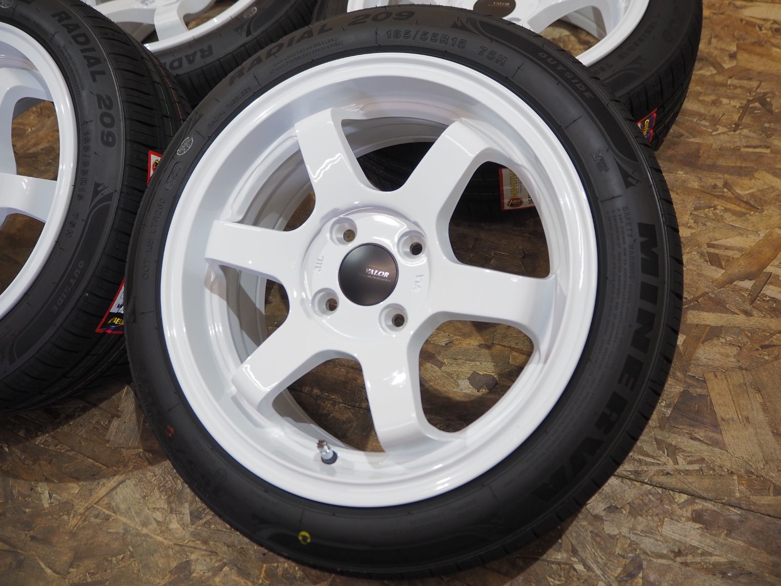 ☆逆ゾリ☆165/55R15 6.5J+38 4H100 新品 人気 深リム 軽量 引っ張り