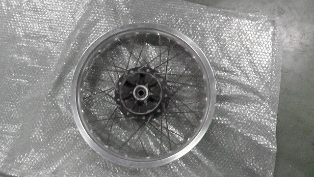 KL250R　KL250D-016xxx　の　リアホイール:#1738632408