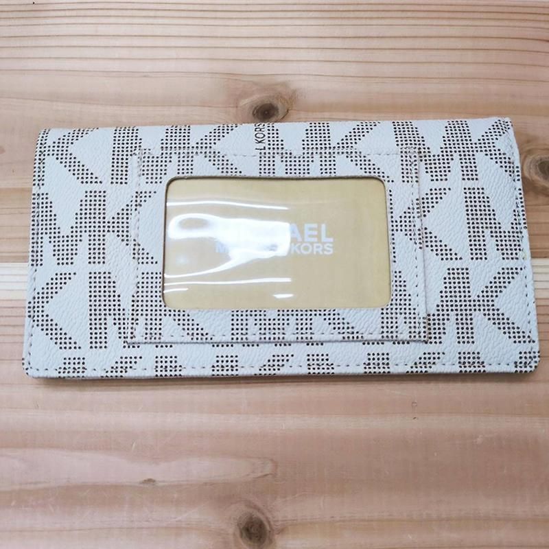 人気ブランド コンパクト