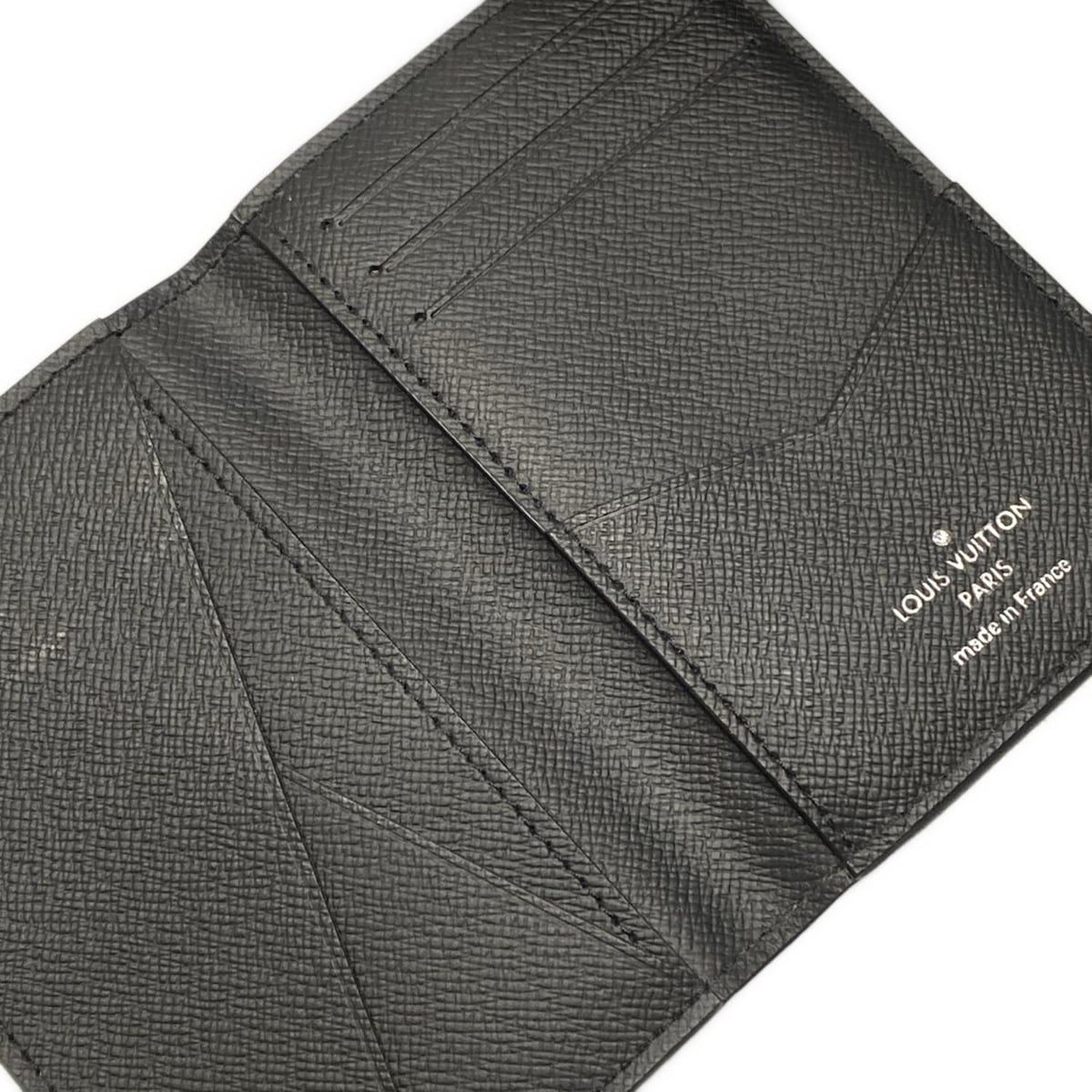 VUITTON