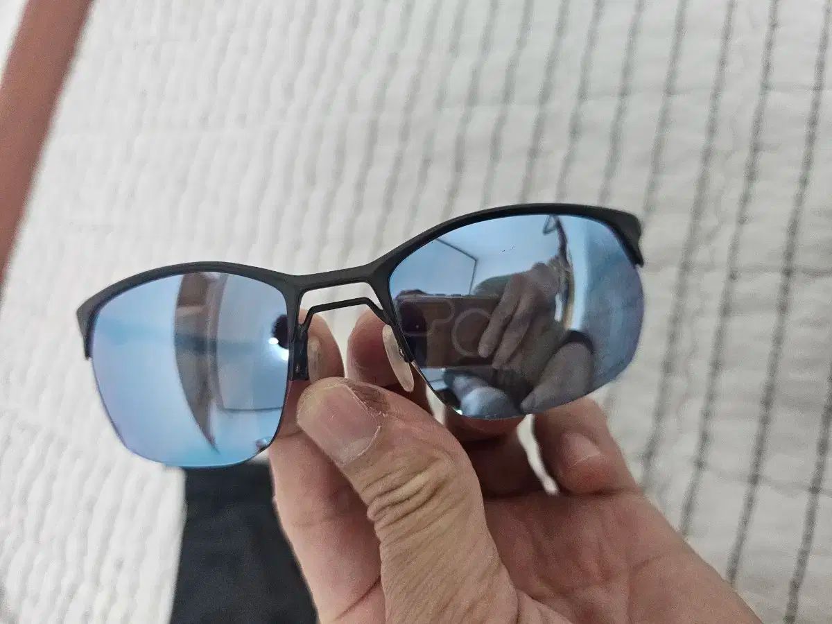 オークリー ワイヤー タップ 2.0 サングラス