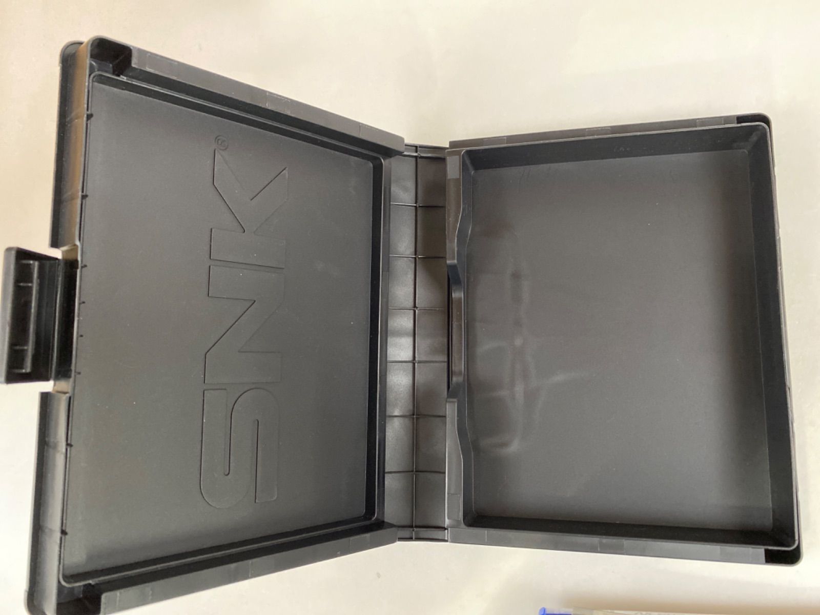 ネオジオロムカセット風パッケージ　KOFXV ネオジオロムカセット風パッケージ KOFXV Amazon.co.jp: THE