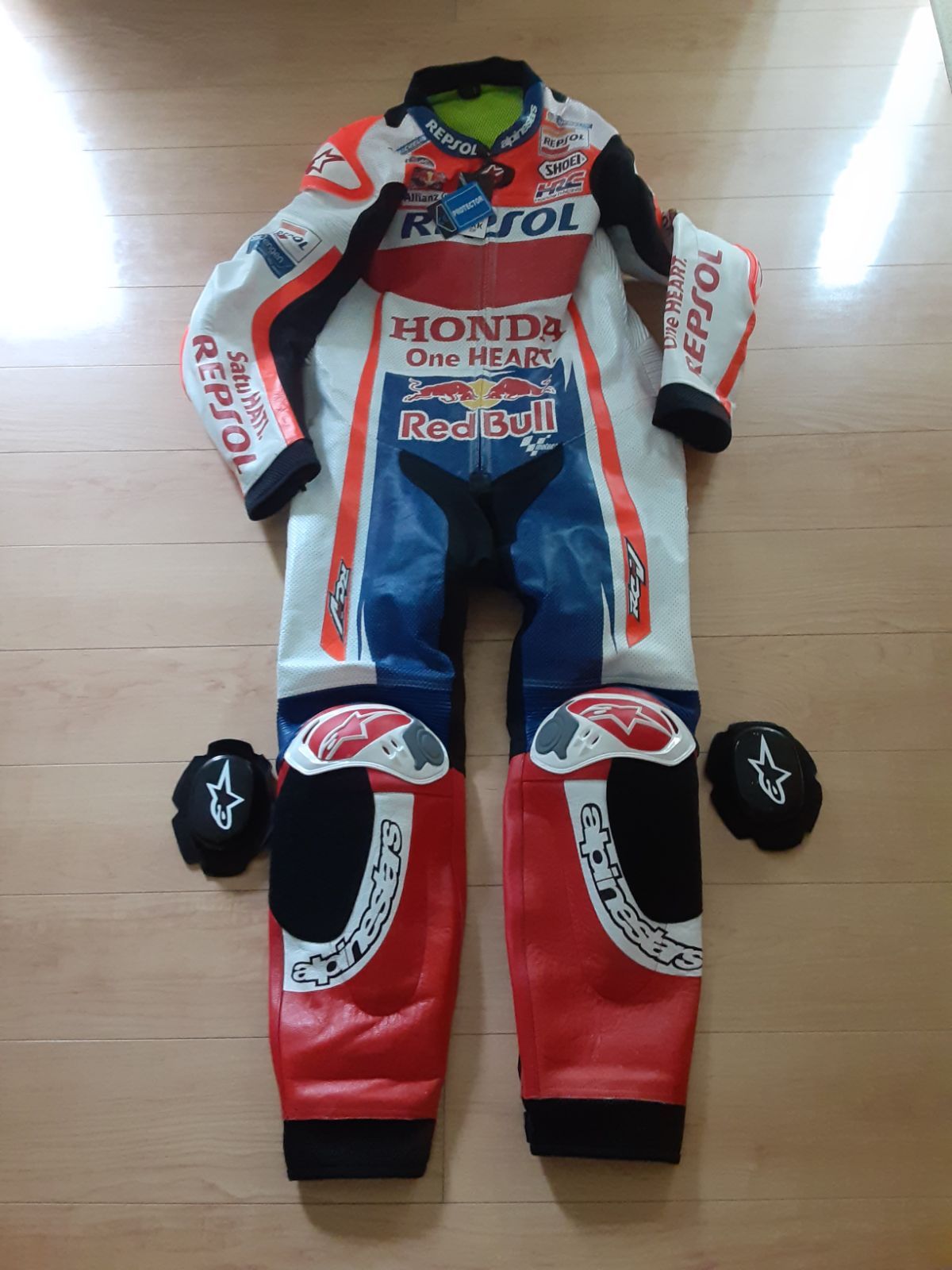 海外 Marc Márquez マルク マルケス 本革 レーザー レーシングスーツ レプリカ 2xl サイズ