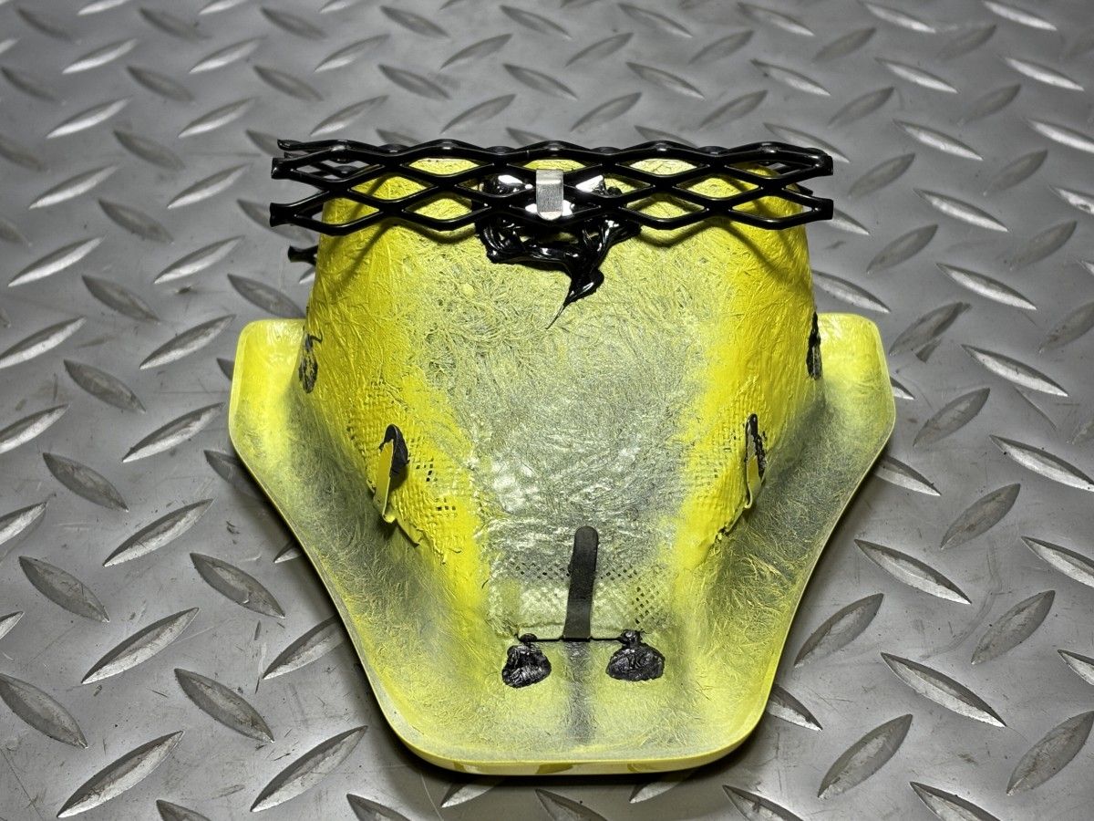 送料無料【新品】SWK ZC33S スイフトスポーツ用 エアスクープ 黄/ZFT