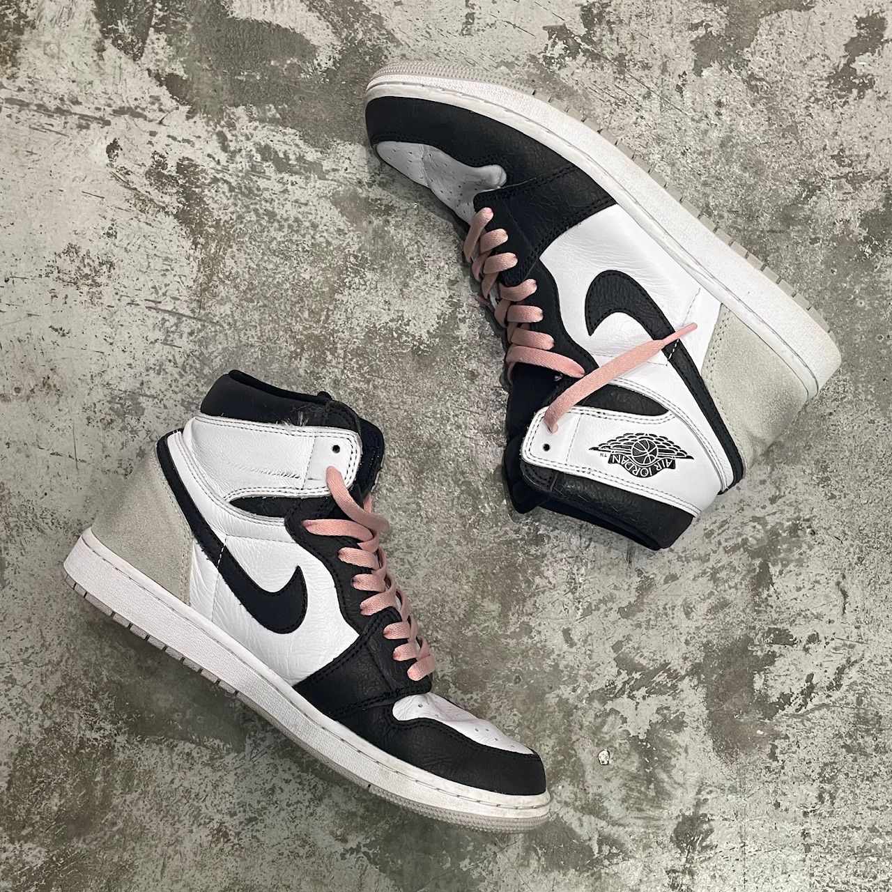 NIKE AIR JORDAN 1 RETRO HIGH OGブリーチドコーラル スニーカーレビュー】名作確定！ AIR JORDAN 1 Bleached Coral