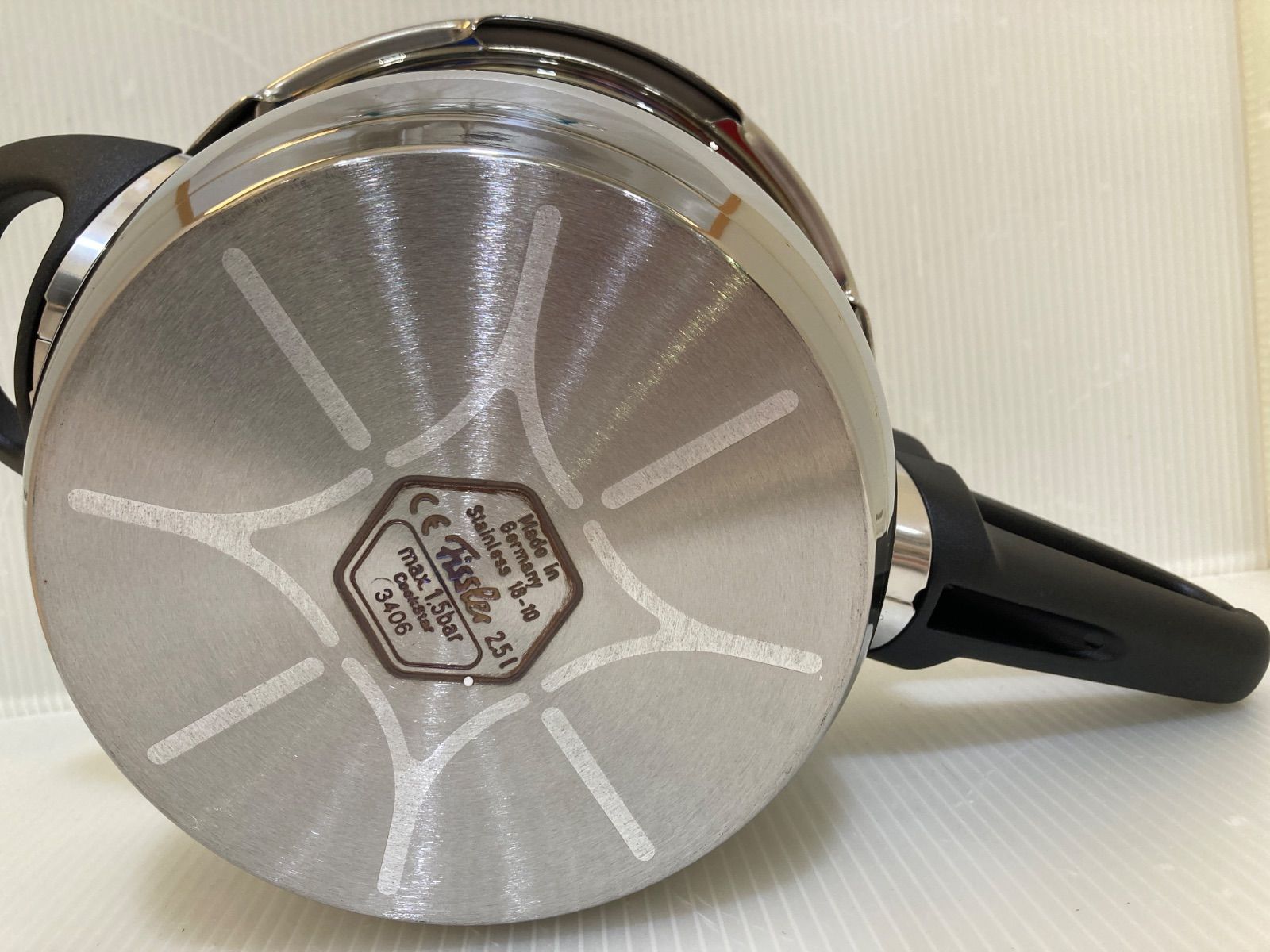 【新品未使用】Fissler フィスラー 圧力鍋 ミニロイヤル2.5L IH対応 Fissler フェスラー 圧力鍋 ミニロイヤル 2.5L IH対応