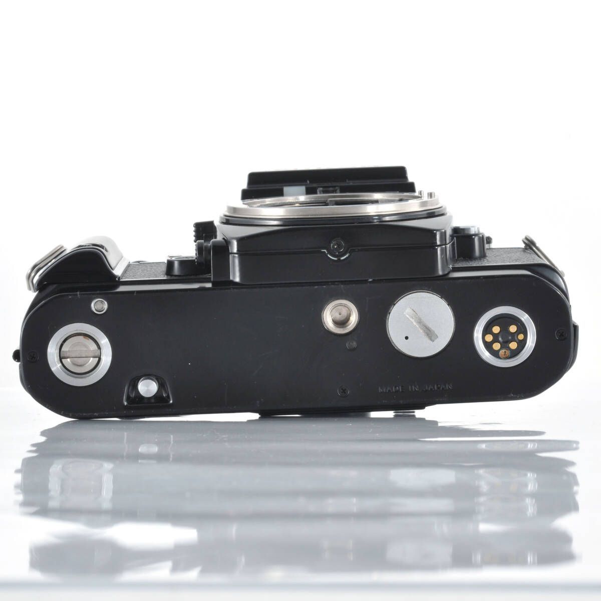 ニコン】Nikon FA + NIKKOR 28mm F3.5 広角レンズ付き 多機能フィルム