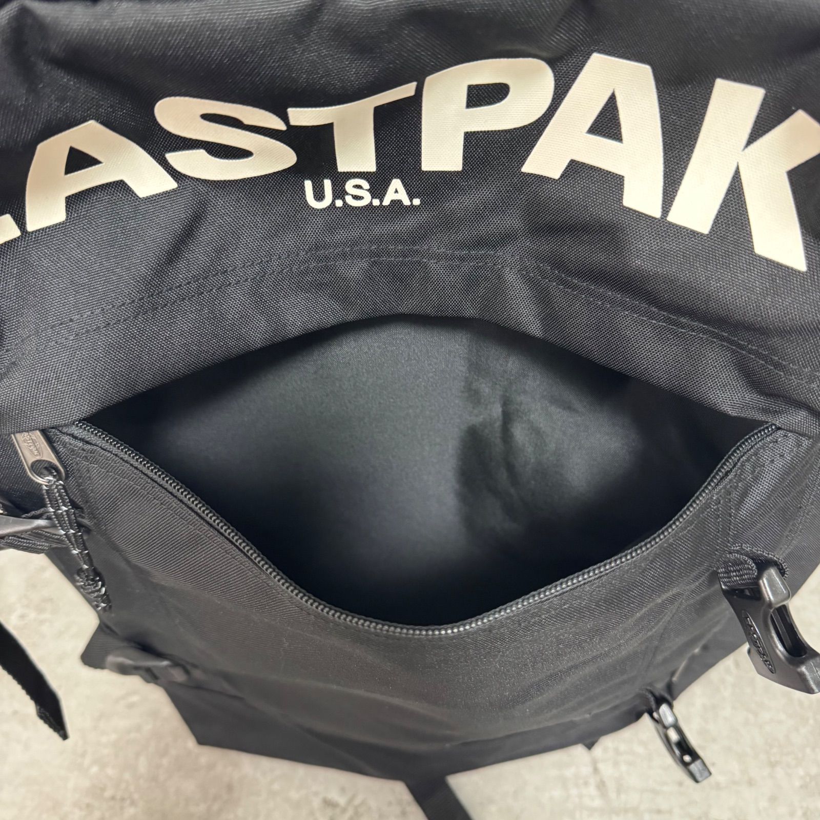 未使用】EASTPAK Travelpack 42L duffle bag イーストパック トラベル