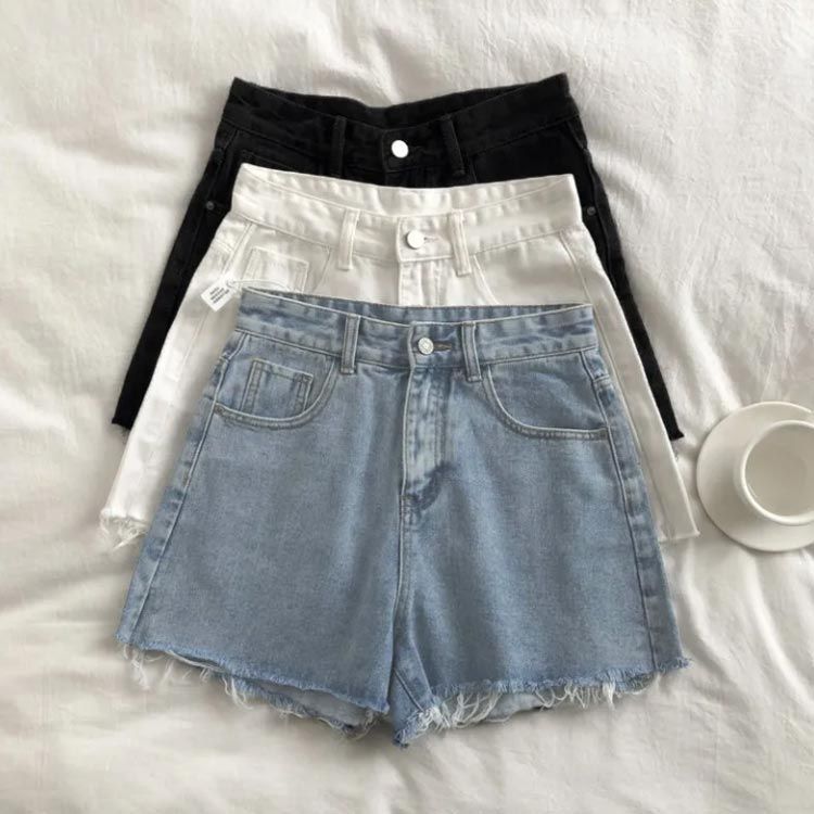 【極美品・あんしん鑑定可】　ディオール　デニム　ベルト付ショーパン　Sサイズ 極美品・あんしん鑑定可】ディオールデニムベルト付ショーパンSサイズ