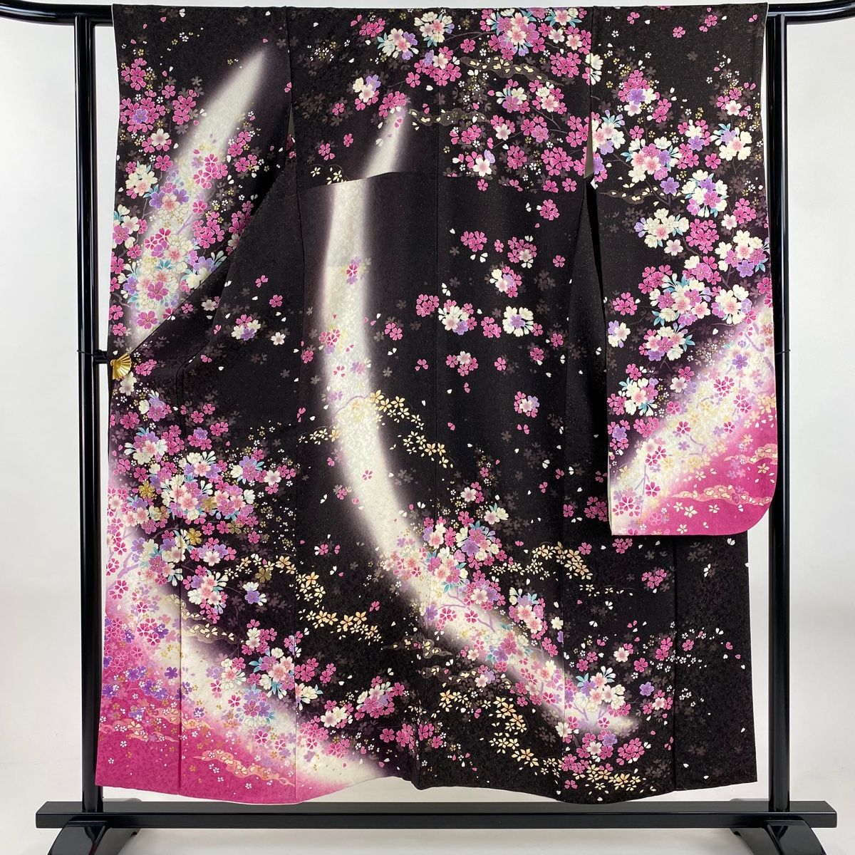 振袖 身丈154cm 裄丈62cm S 袷 桜 霞 金通し 箔 墨色 正絹
