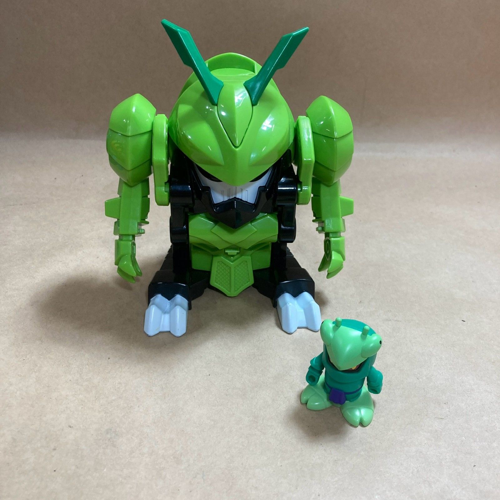 ☆お値下げ！ BANDAI バンダイ ムシ忍 カラクリメカ＋フィギュア 4