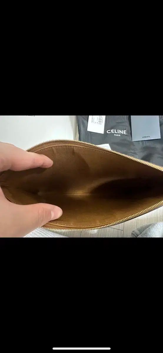 販売