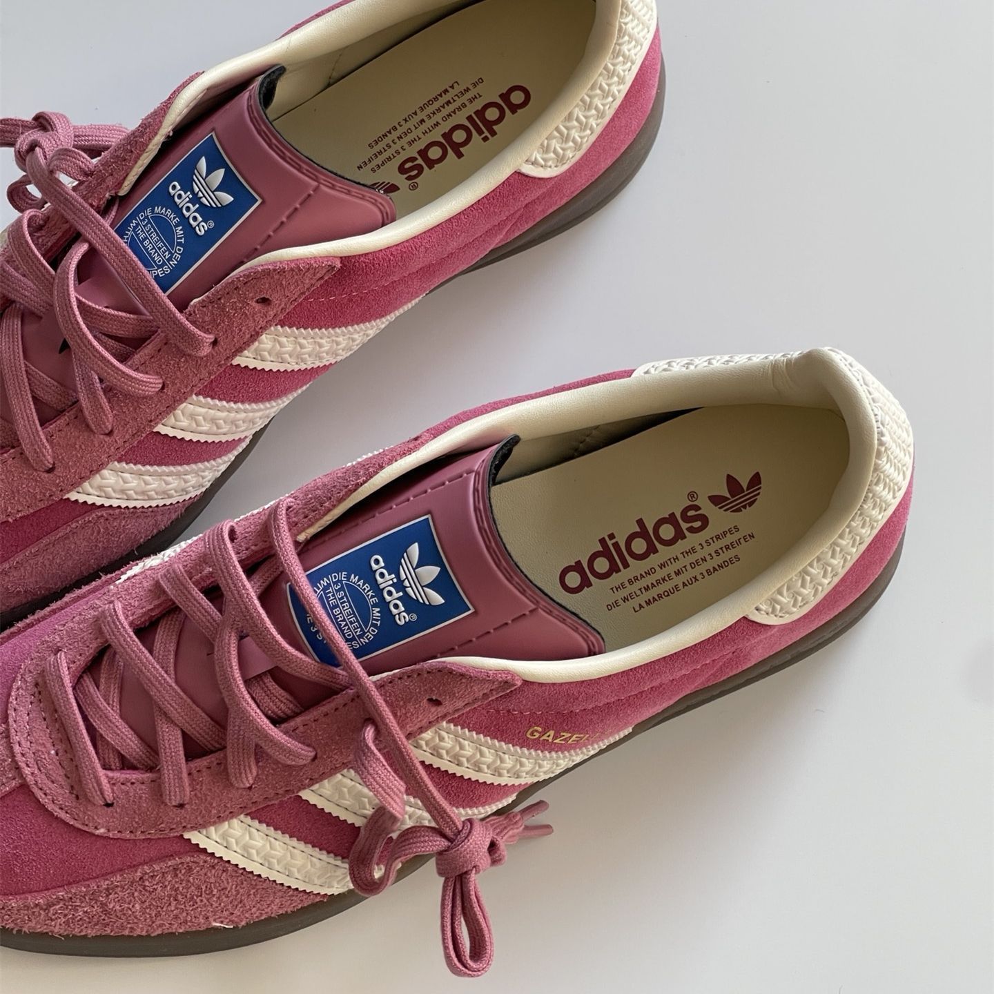 新品 adidas Gazelle Indoor トレーナー スポーツシューズ ピンク・クラウド・ホワイト