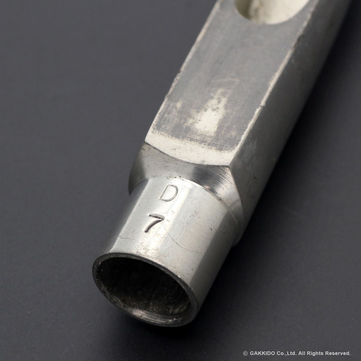 D7