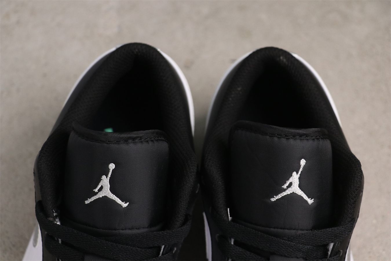 553558-131 ブラック