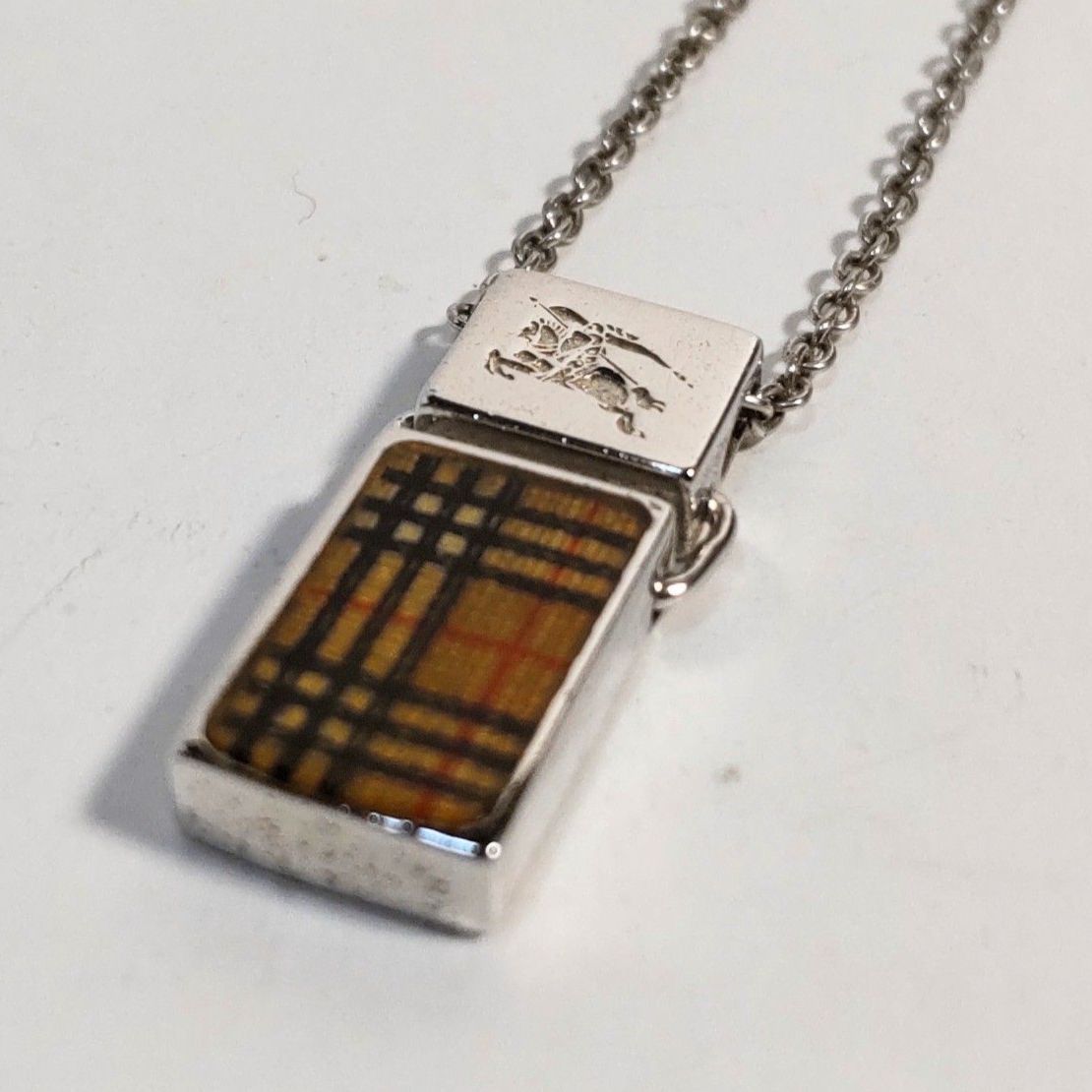 USED中古品】 BURBERRY バーバリー ノバチェック ホースロゴ