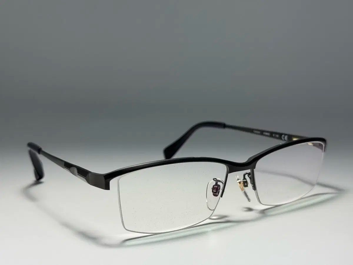 ハーフリム メガネフレーム