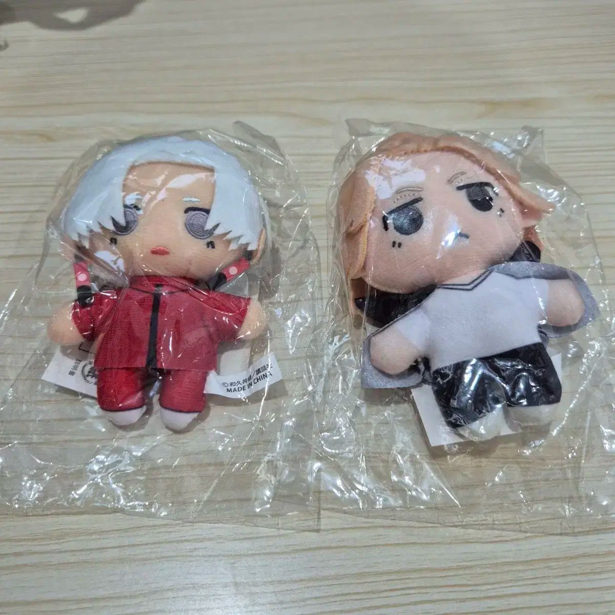 東京リベンジャーズ アクリルキーホルダー 黒川イザナ withペット