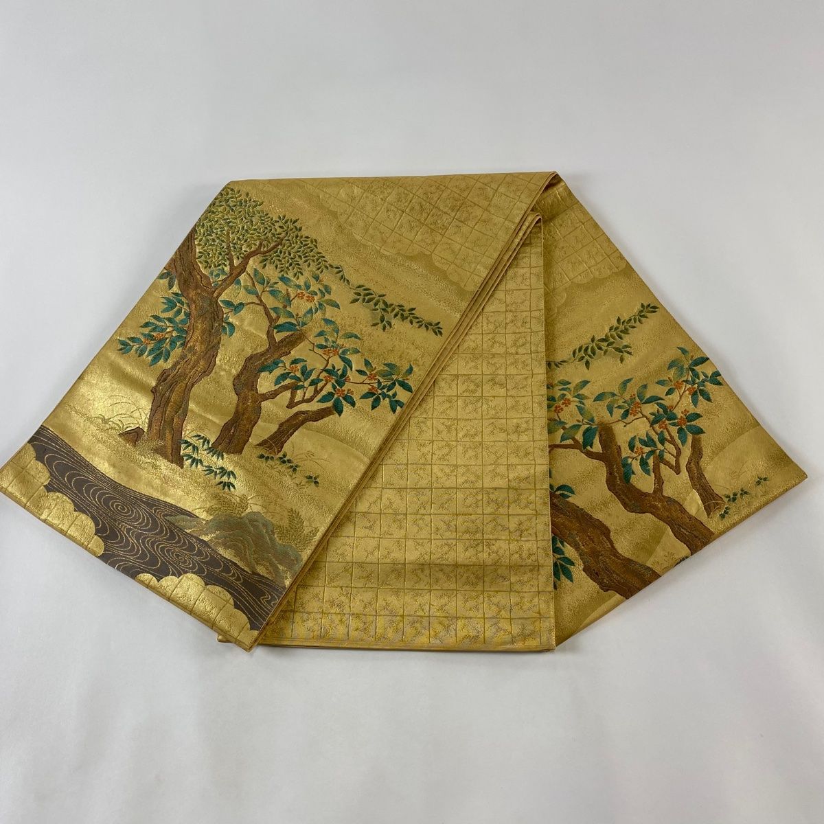 袋帯 美品 逸品 引箔本金紹巴 菱重ね鏡文 金糸 金色 お太鼓柄 正絹 袋帯 美品 逸品 引箔本金紹巴 菱重ね鏡文 金糸 金色 お太鼓柄