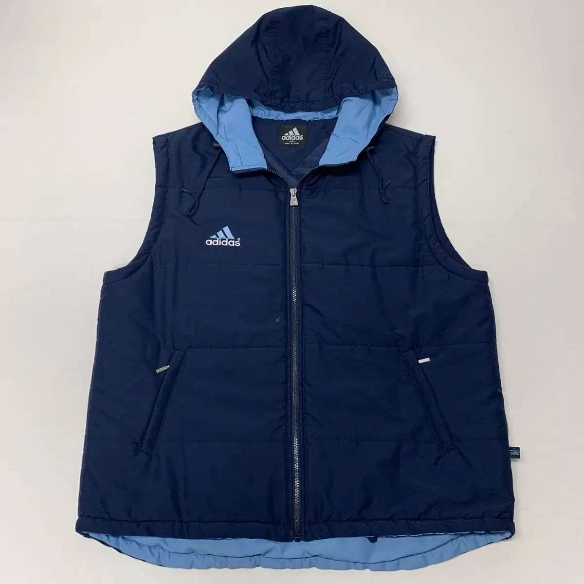 adidas(アディダス) オールドスクール ビッグロゴ フード ベスト