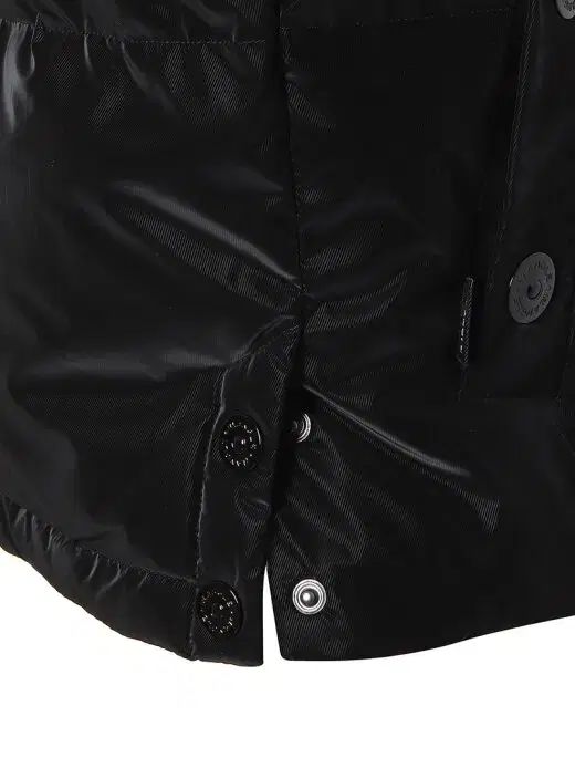 海外ファッション通販。 W.ANGLE ワイドアングル レディース クロップド ダウン ベスト 黒 105