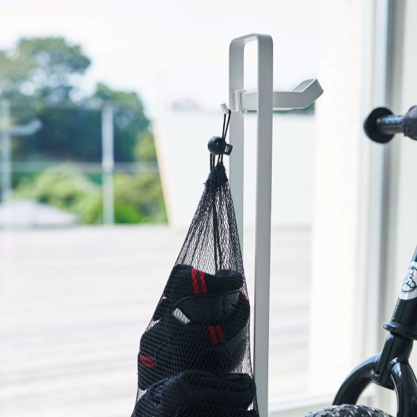 【新発売】ストライダー用　タワー型スタンド 新発売】ストライダー用タワー型スタンド