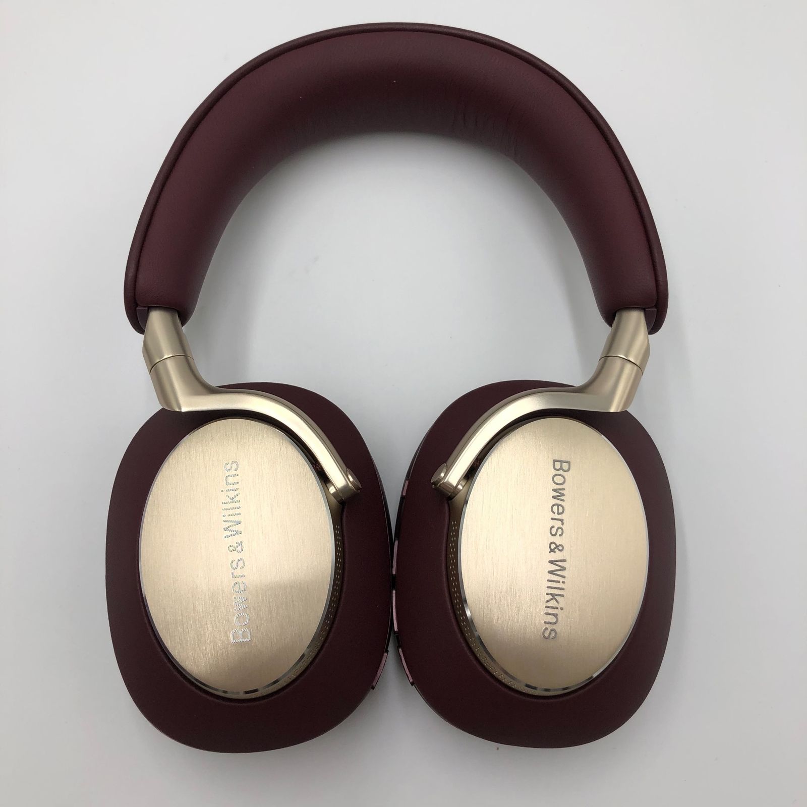 b&w px8 ロイヤルバーガンディ Bowers & Wilkins Px8 (タン) B&W