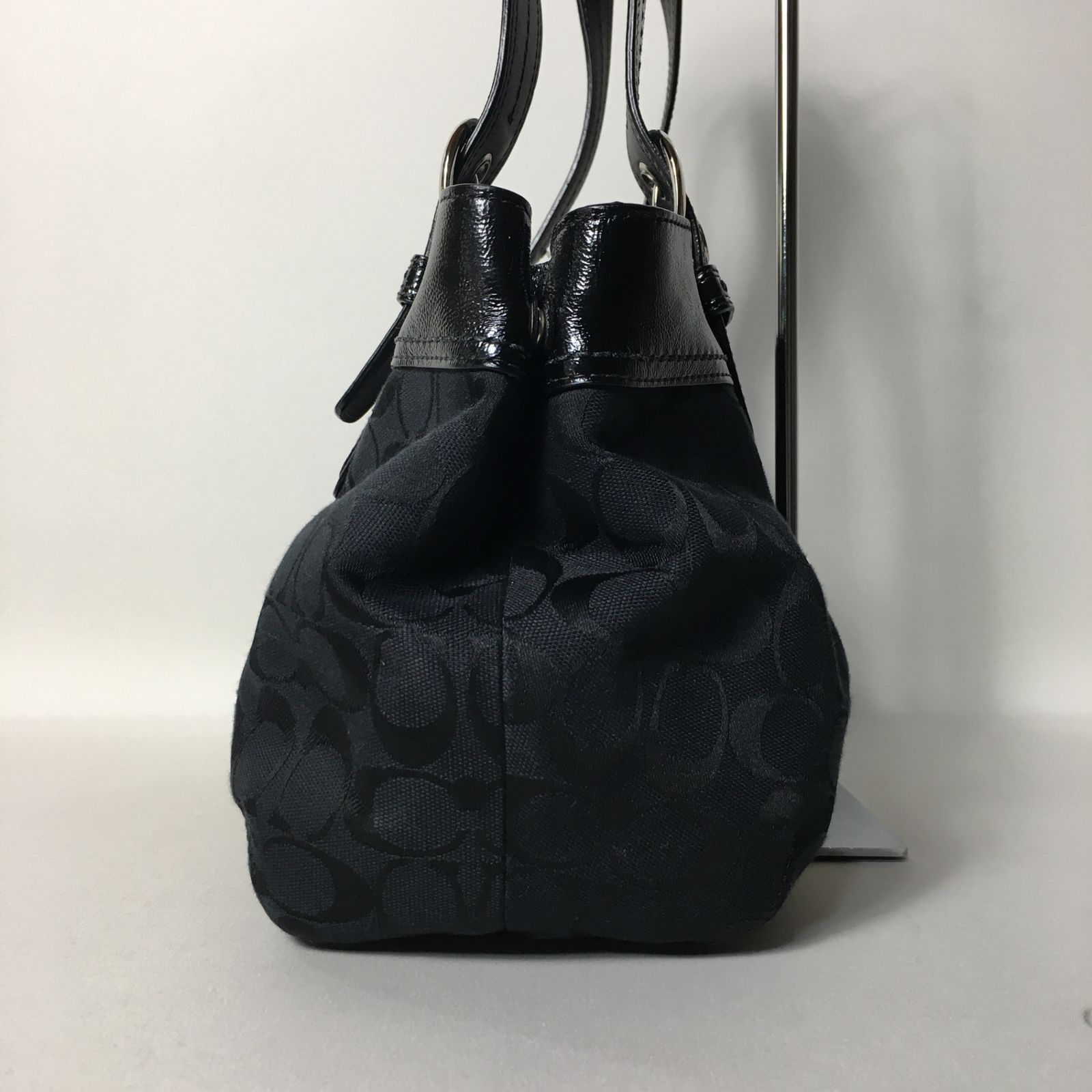 2506-193｜美品｜コーチ シグネチャー ハンドバッグ ブラック - メルカリ