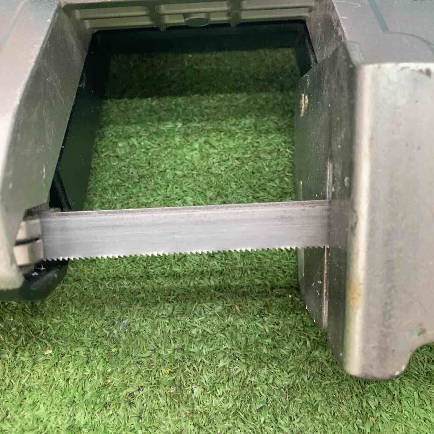 マキタ makita コードレスポータブルバンドソー PB183DZ 藤沢店