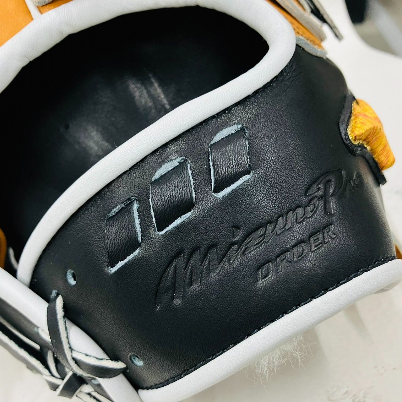 ミズノプロ　オリジナルオーダーグラブ　軟式用　投手用　菅野型　当店限定 楽天市場】ミズノプロ オーダーグラブ 軟式グローブ 軟式用 菅野