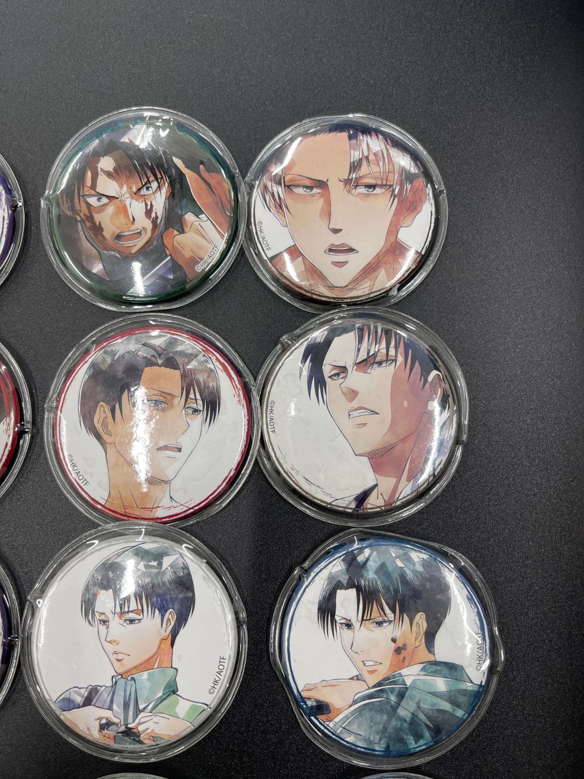 リヴァイ　缶バッジ　まとめ売り 進撃の巨人 リヴァイ兵長 缶バッジ まとめ売り - メルカリ