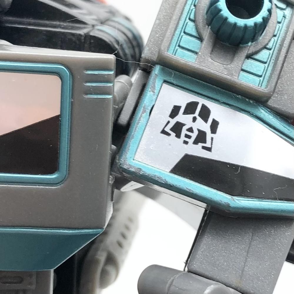 中古】現状渡 タカラ トランスフォーマー カーロボット D-012 デ