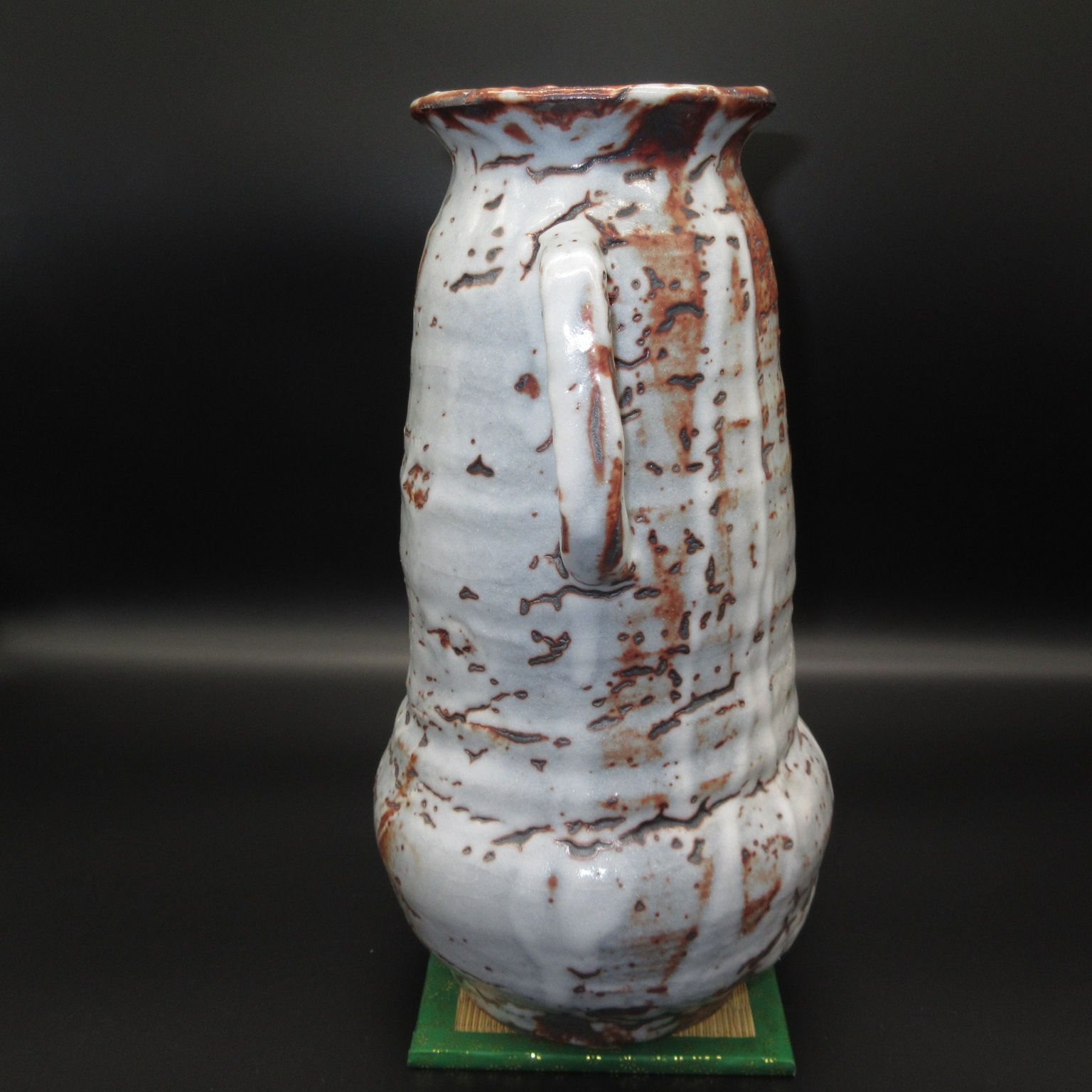 【美濃焼】鼠志野 花生 ☆陶器 美濃焼 鉄釉 鼠志野 花器 花生 花瓶 飾壺 ≪手作り≫ type-C