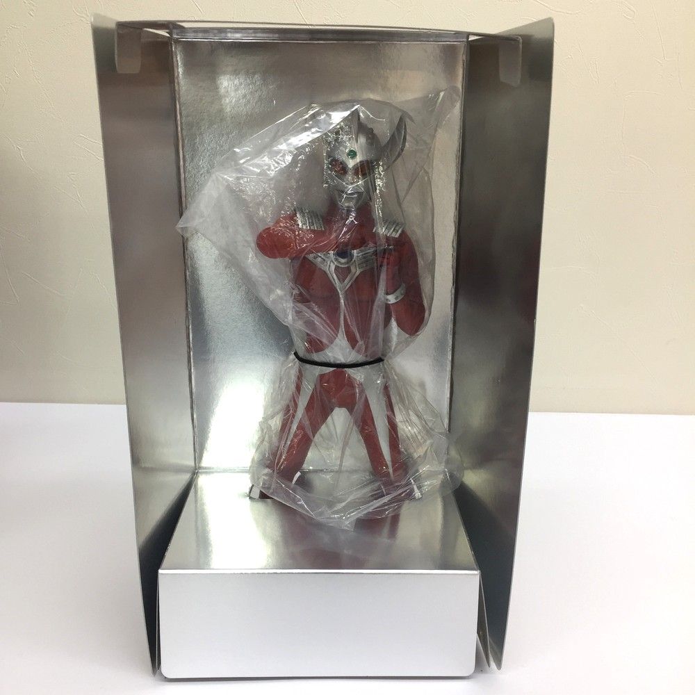 ☆美品 CCP 究極のウルトラマンタロウ アストロモンス戦ver 1/6