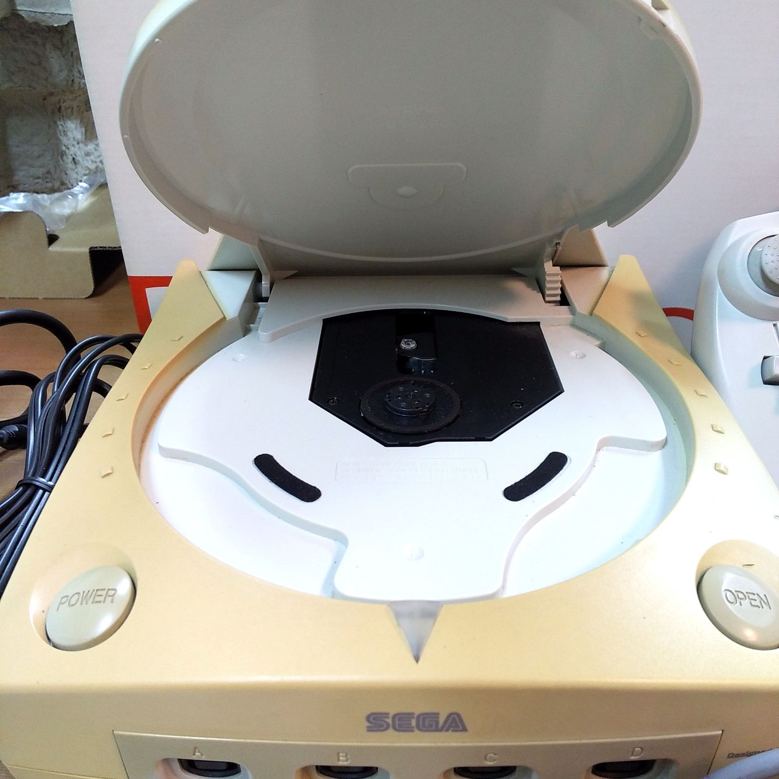 ソフト付き】 旧世代ゲーム機本体 Dreamcast HKT-3000 ソフト - メルカリ