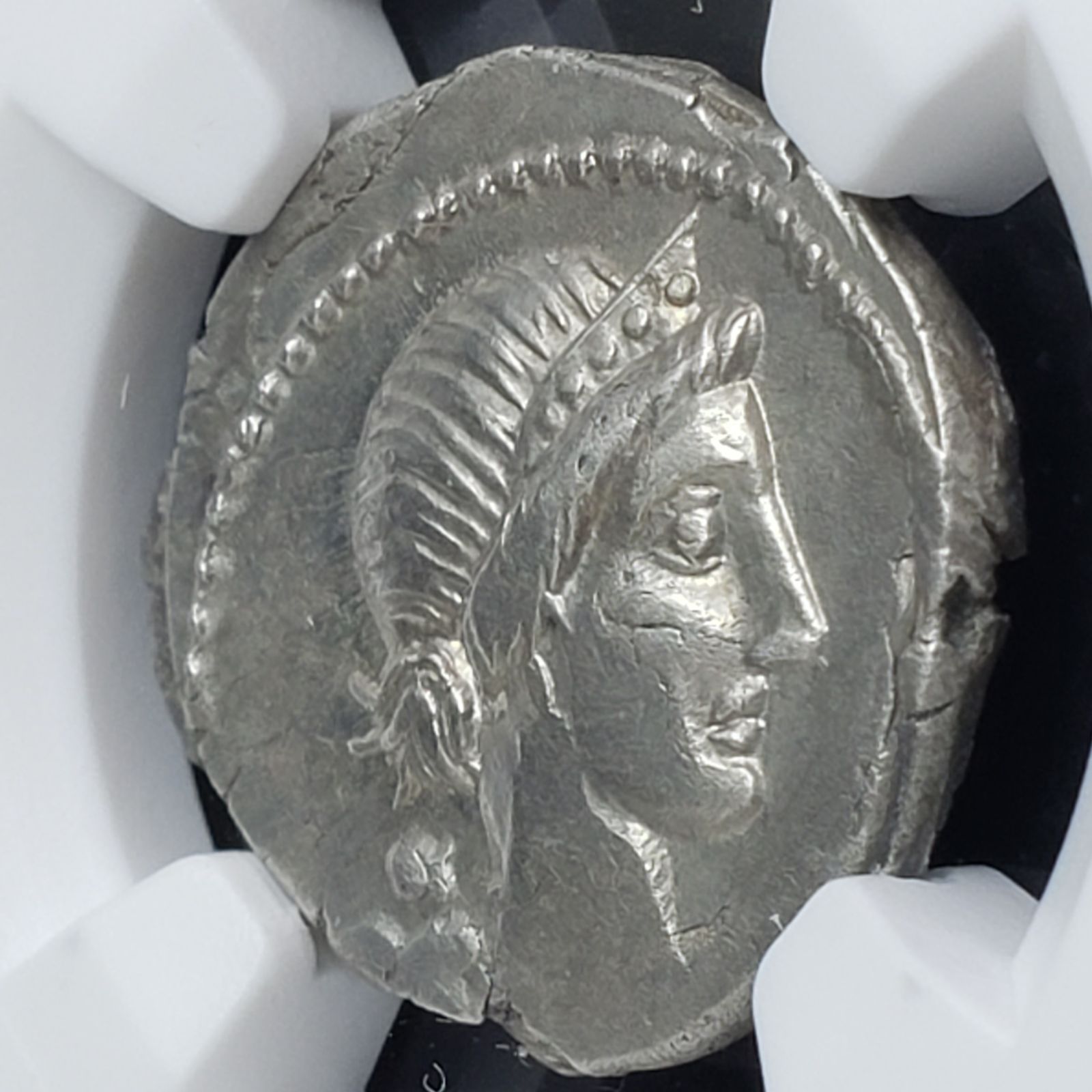 古代ローマ カエサルの銀貨 ヴィーナス 紀元前45年 デナリウス 銀貨