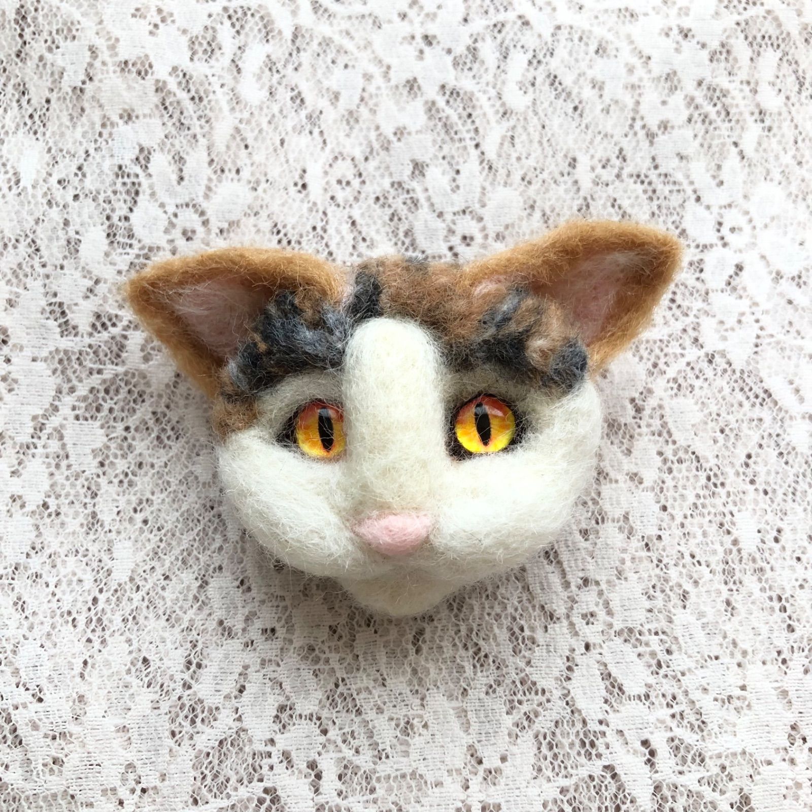 ハンドメイド猫ブローチ羊毛フェルトハロウィン