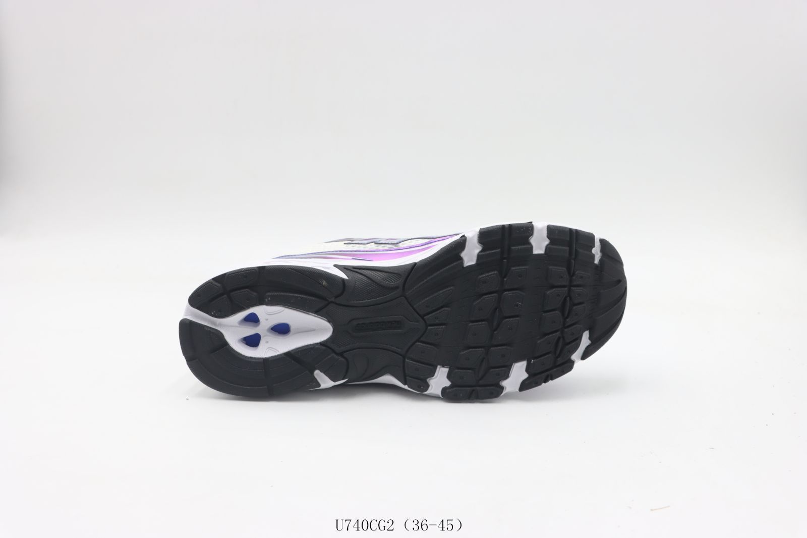 ニューバランス ランニングシューズ