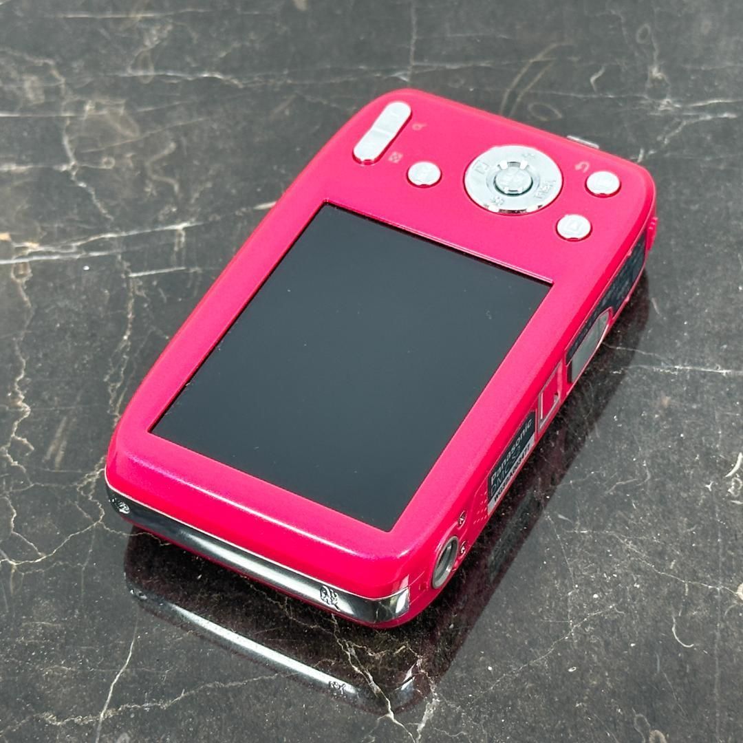 ピンク デジタルカメラ